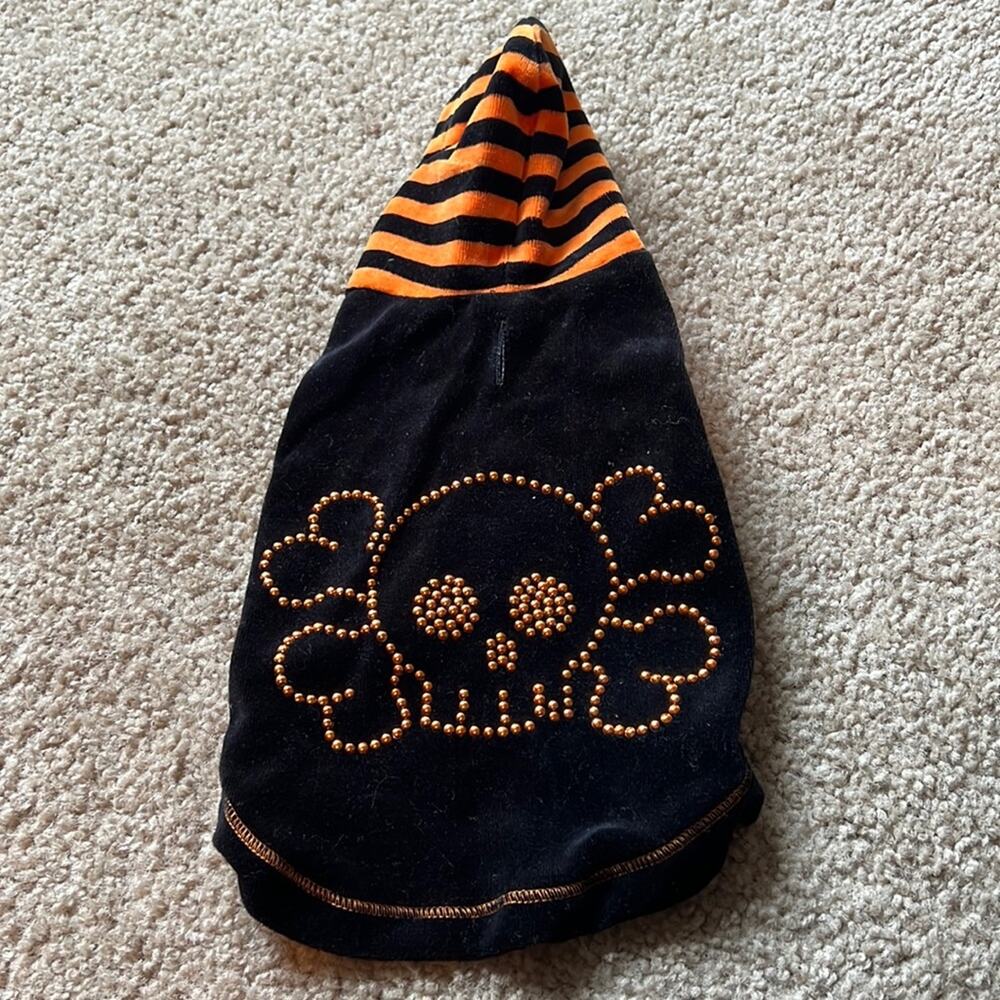 Simplydog Halloween Skull & Cross bone studded small dog sweater size small